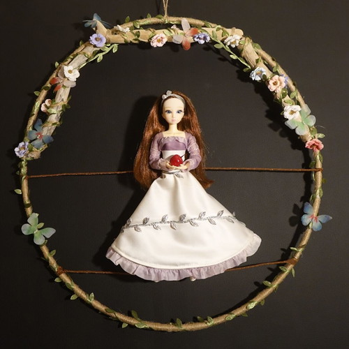 Snow White New Decorative Doll with 50 cm Wreath