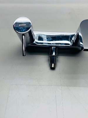 Hansa Waterfall Wall-Mounted Bathtub Mixer Faucet like new