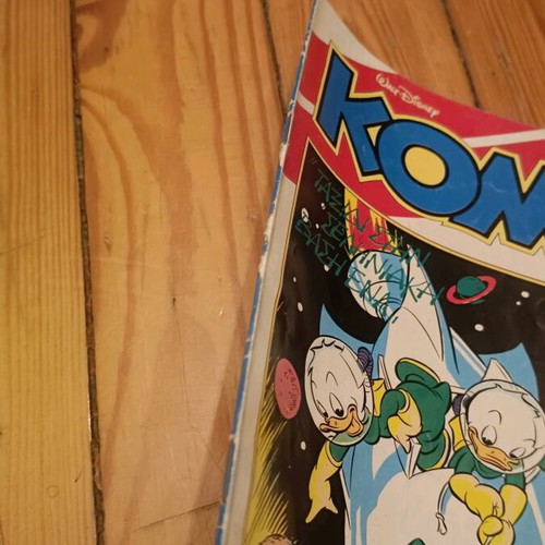 Komix issue 28 used vintage collectible Terzopoulos