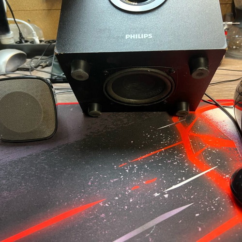 Philips SPA1305/10 multimedia speakers 2.1 like new