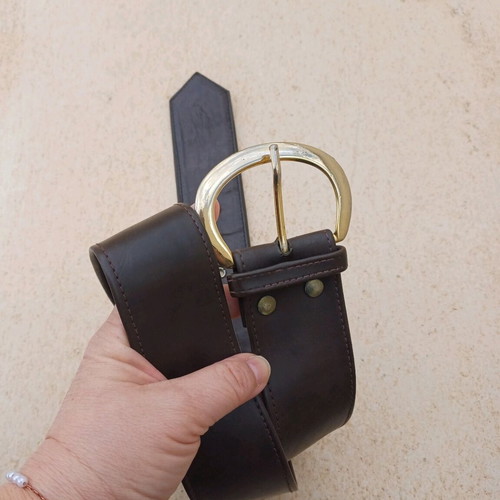 Φαρδιά ζώνη μήκους 90 cm καφέ σαν καινούργια