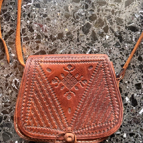Leather shoulder bag brown like new