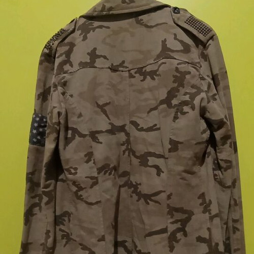 Please mako jacket like new, medium/large, green