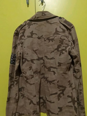 Please mako jacket like new, medium/large, green