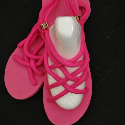 Fuchsia Sandals like new, summer style, size 40