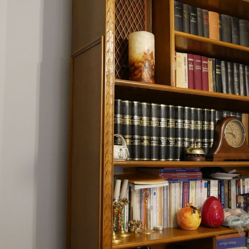 Βιβλιοθήκη χειροποίητη ξύλινη σκαλιστή μεταχειρισμένη