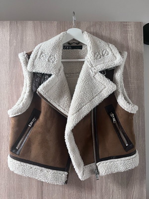 ZARA vest brown like new, size S