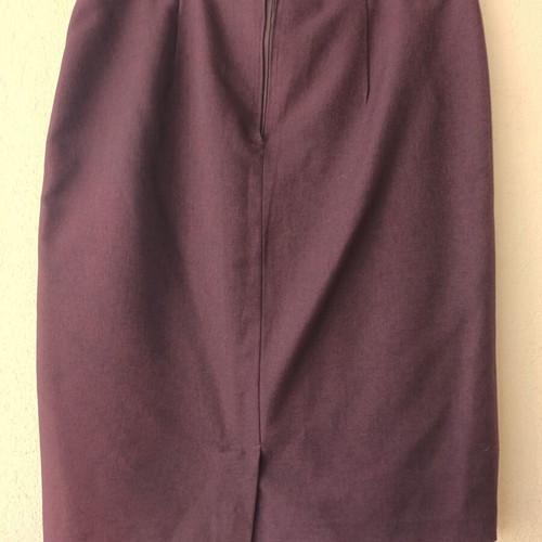 Women's skirt, straight cut, burgundy with back slit, size 50