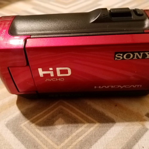 Sony Handycam digital video camera HDR-CX 100/R like new