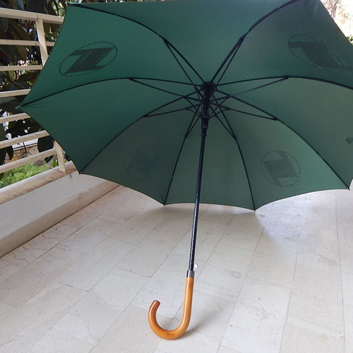Castrol Motor Oil umbrella like new, wooden handle, automatic open