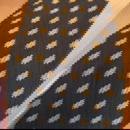 Γραβάτα Giorgio Armani vintage μαύρη μεταχειρισμένη 100% μετάξι