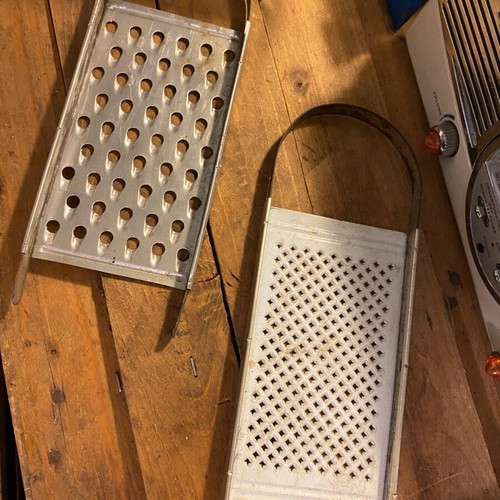 Old graters unused, set of 2, aluminum, like new