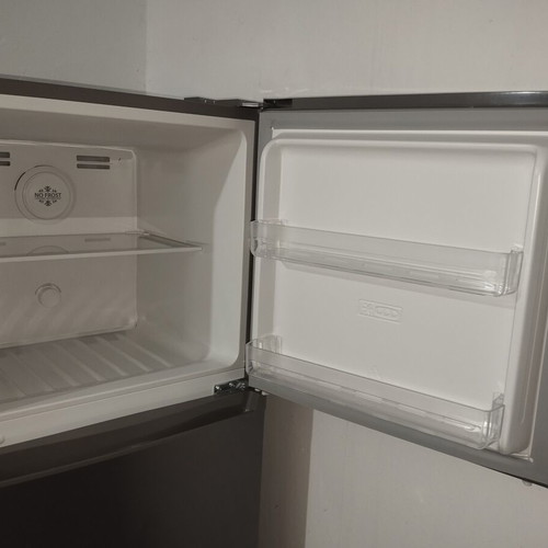 Eskimo no frost inox refrigerator