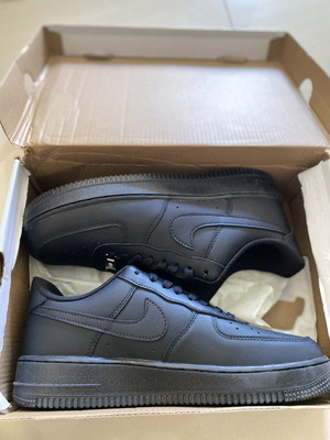 Nike Air Force 1 sneakers new, size 44, black