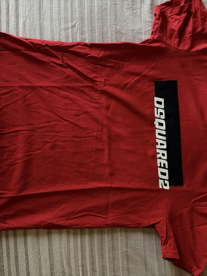 Dsquared2 men's t-shirt used, size L, red