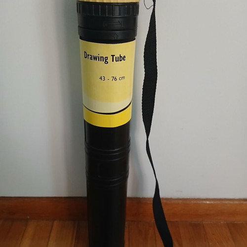 Drawing Tube with Strap like new, yellow cap, 43-76 cm length