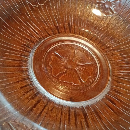 Large glass salad and fruit bowl like new with embossed floral design