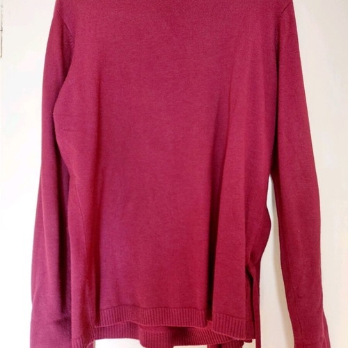 Burgundy wrap blouse like new, size M