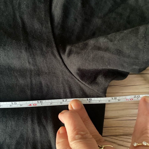 Adidas black top medium like new, 100% cotton