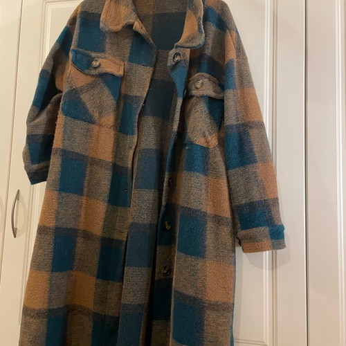 Long coat like new, thin but warm