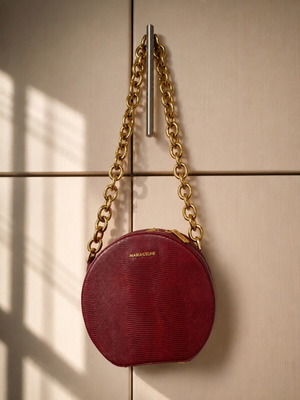 Mariaceline round shoulder bag in burgundy with gold chain like new