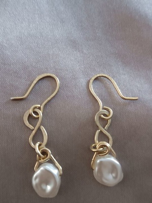 Gold earrings with pearls handmade from scratch, new