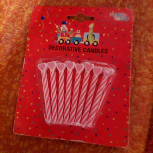 Birthday candles for girls, pack of 8 with hearts new