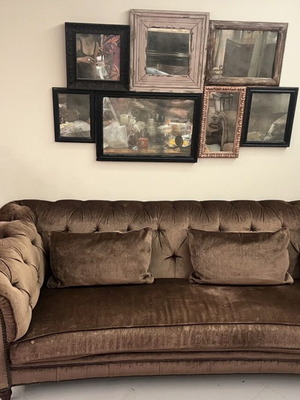 Living room furniture set like new, buffet, dining table, sofas, mirror