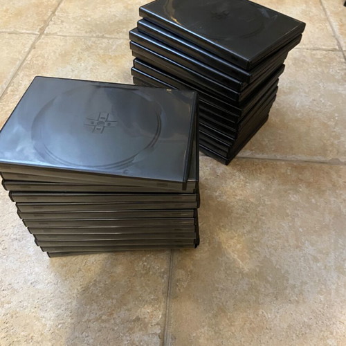 DVD cases 4-disc, pack of 25, like new, black