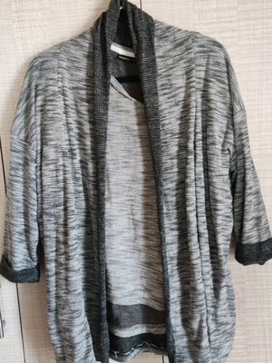 Woolen blouse set like new, black and gray
