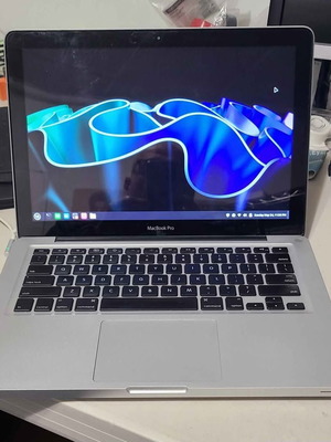 MacBook Pro 2012 with upgraded SSD used, Linux Mint