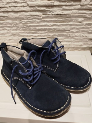 Tex suede boots size 31 like new, navy blue