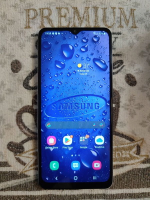 Samsung Galaxy A12 4GB/64GB white used smartphone