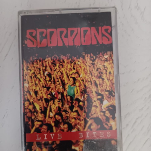 Scorpions Live Bites cassette used, rock