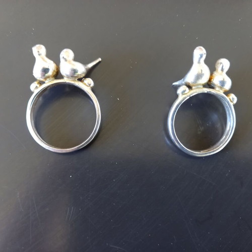 Set of 2 silver rings with doves new, his & hers