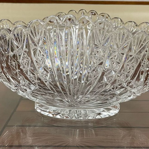 Crystal gondola heavy with windmill carving like new