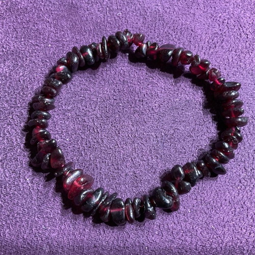 Garnet elastic bracelet with authentic precious stone