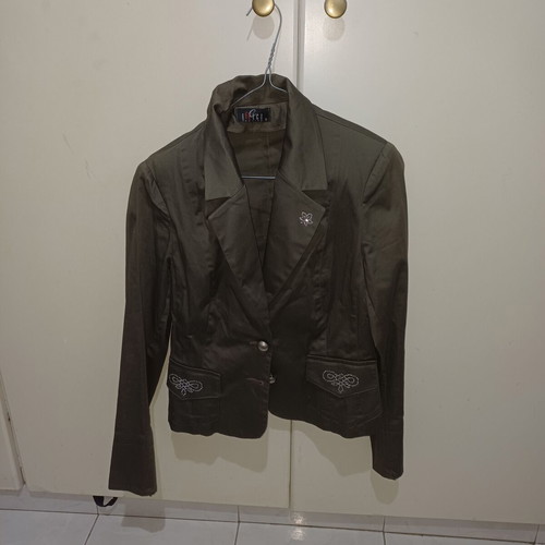 Jacket like new, olive with strass, one size