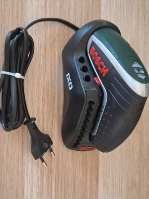 Ηλεκτρικό κατσαβίδι Bosch IXO με φορτιστή