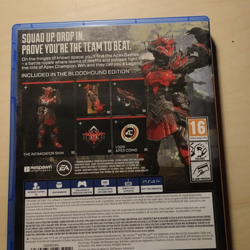 Apex Legends PS4 game with unused code for 1000 coins and a skin