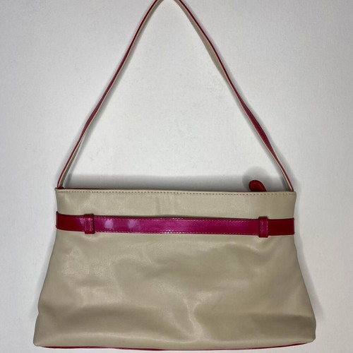 Echo shoulder bag beige and red like new with belt