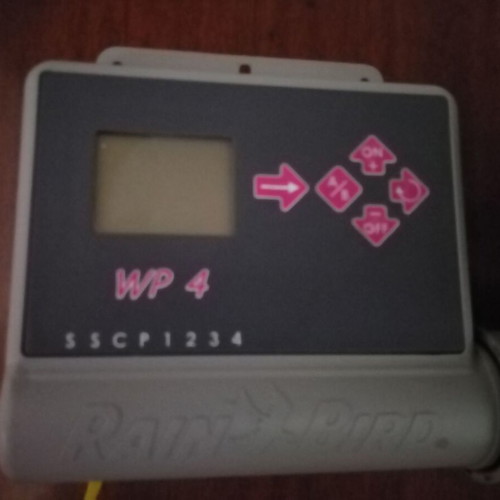 Rain Bird WP4 irrigation controller with Rainbird DV 100 valves, like new