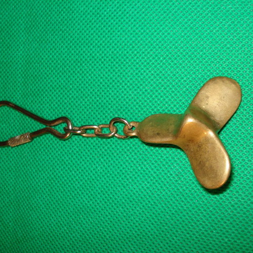 Keychain key wallet used with brass propeller