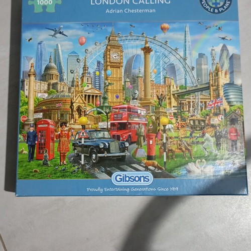 Puzzle 1000 pieces new, London Calling by Gibsons