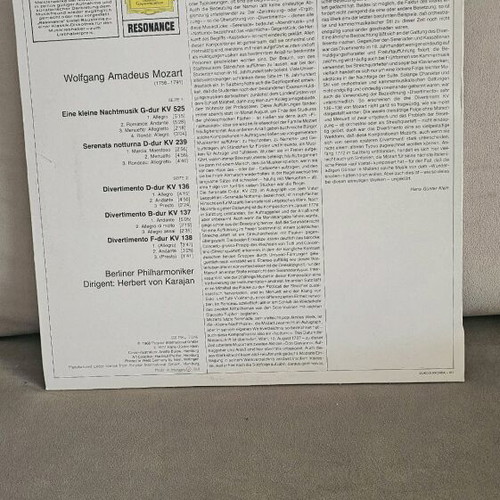 Mozart Eine Kleine Nachtmusik vinyl like new, classical