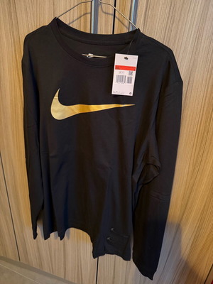 Nike long sleeve shirt new, size L, black