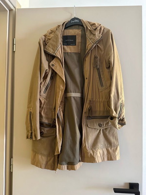 Jacket Zara used, brown, size S