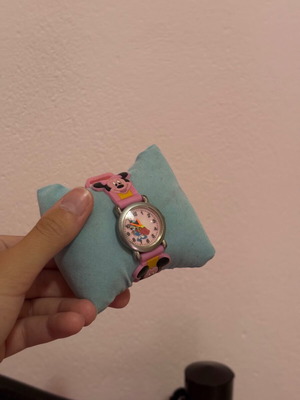 Children's watch pink used, women's