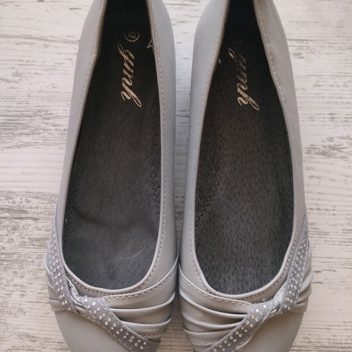 Ballerinas gray new, lightweight and comfortable women's shoes