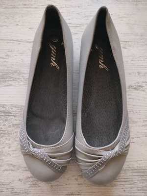 Ballerinas gray new, lightweight and comfortable women's shoes